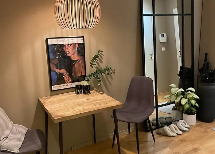 Peaceful With A Location * אוסלו